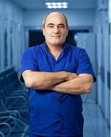 Стоматолог Шалбузов Нариман Шалбузович